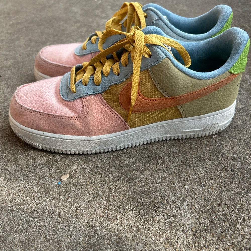 Nike Air Force 1 Sun Club Edition